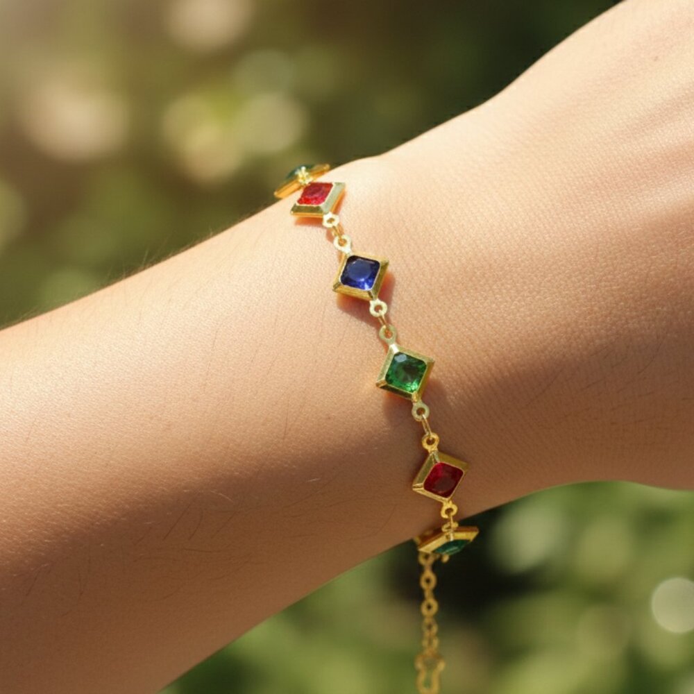 "Trendy Handmade Bracelet – A Stylish Gift for Women & Girls, MAR091071